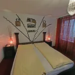 Mama Muh Self-check-in