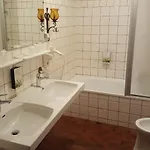 Mama Muh Self-check-in Hotel