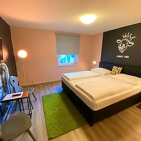 Mama Muh Self-Check-In Hotel 2*