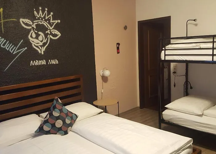 Отель Mama Muh Self-check-in