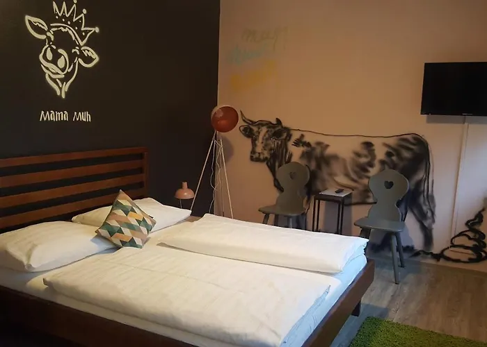 Mama Muh Self-Check-In Hotel 2*