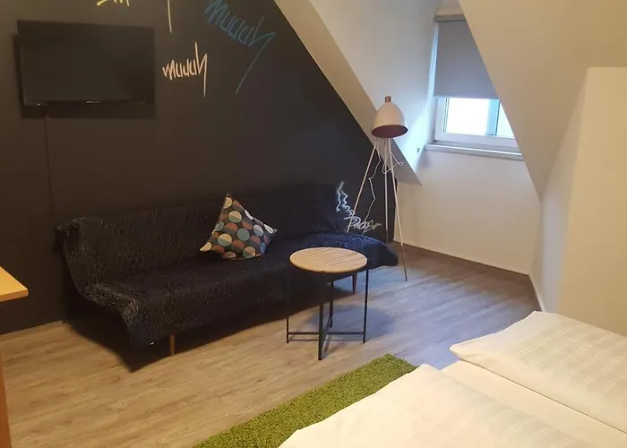 Mama Muh Self-Check-In Hotel 2*